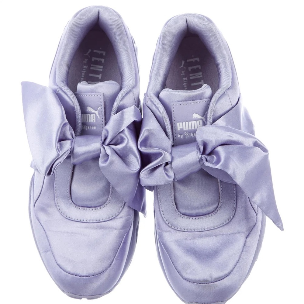 Rihanna Pumas Women’s US 7.5 Purple Satin Sneaker